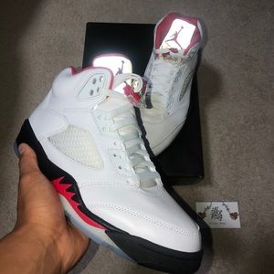 Jordan 5 Fire Red